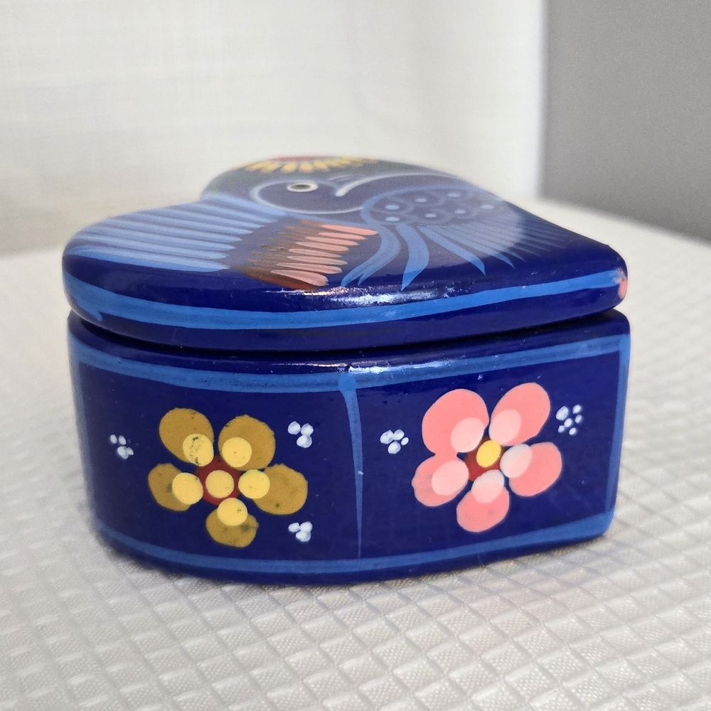 Talavera Trinket Box Blue Bird Heart Mexican Pottery Redware Vanity - Picture 4 of 8